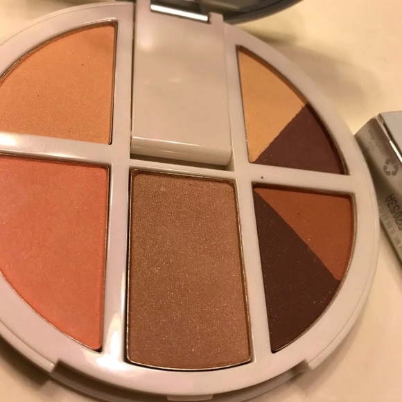 Dream Chaser Palette .. vanity style palette. - Picture 2 of 6